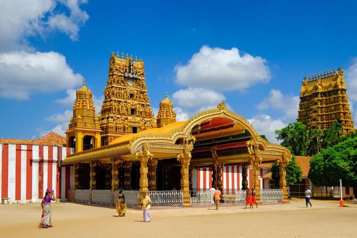 Famous place in sri lanka Kathirgamam temple